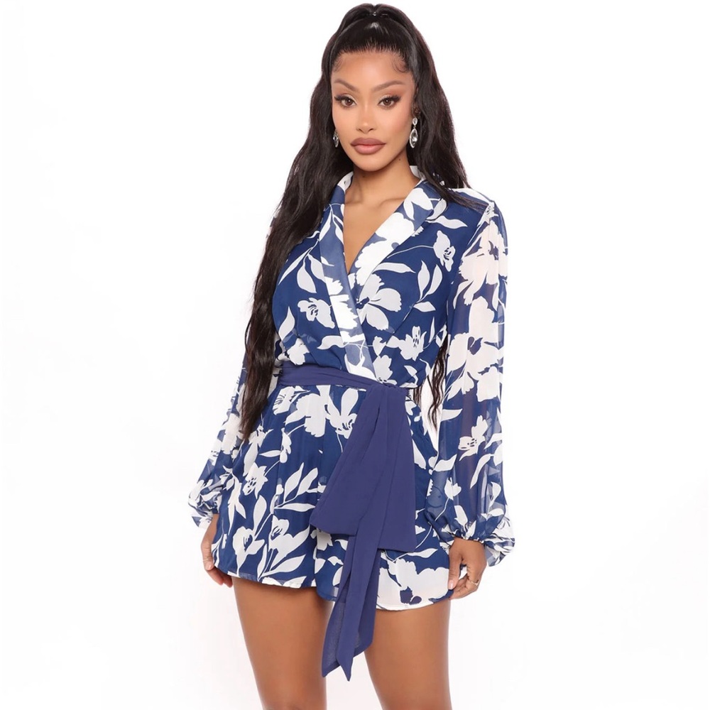 Navy/white floral romper